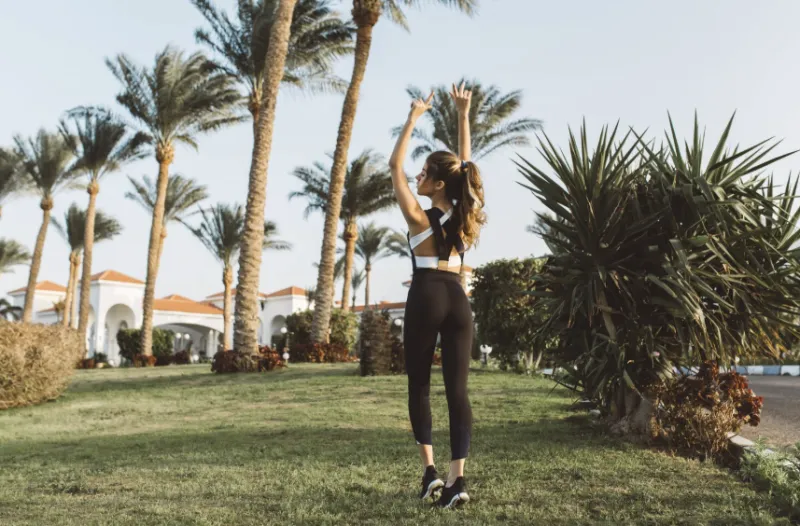 Golf with sportswoman in Dubai